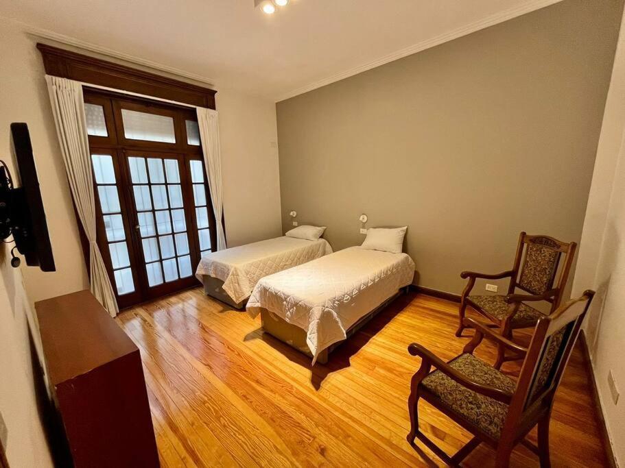 Apartamento Obelisco. Departamento De 3 Ambientes. Grupo/flia